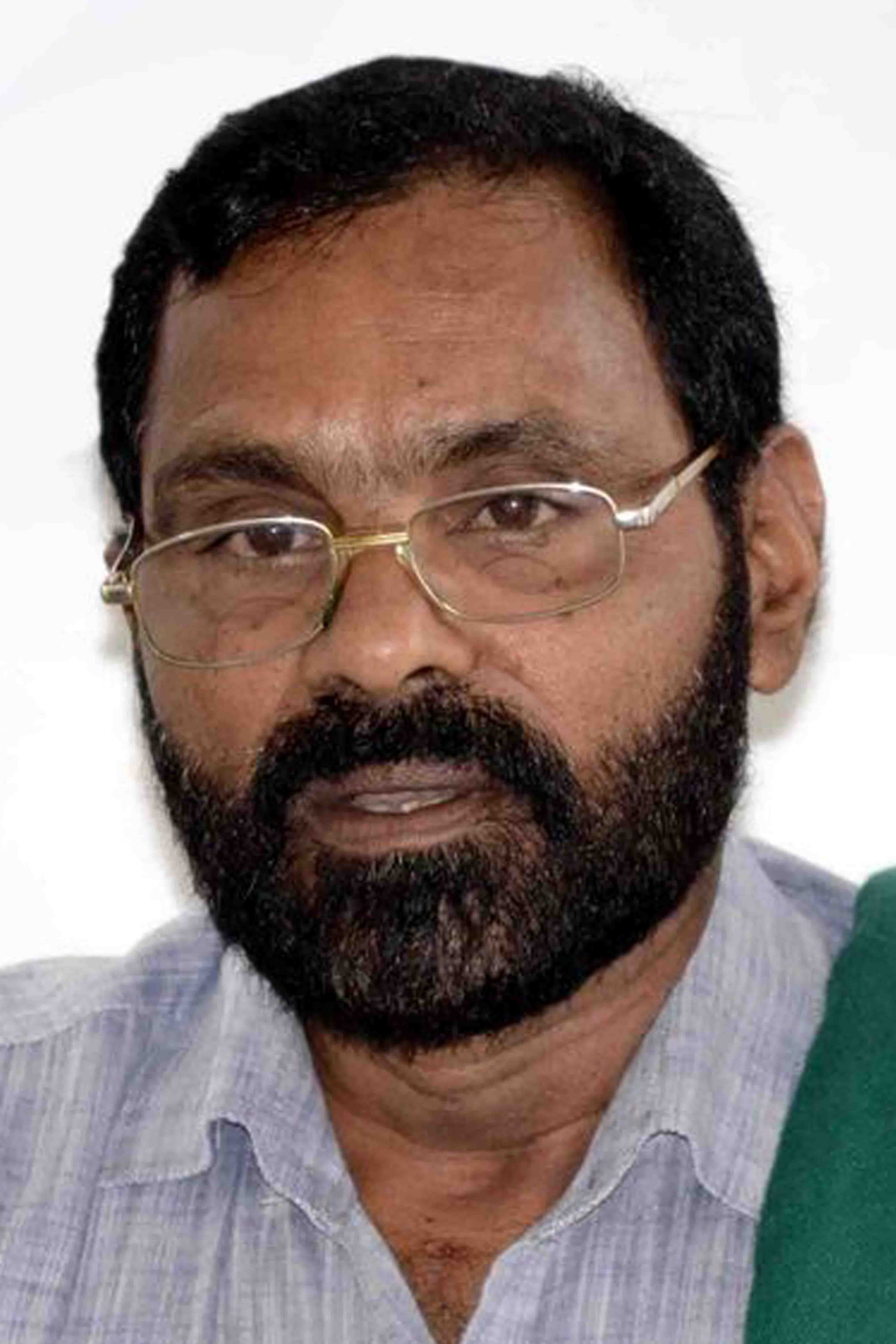 ರಾಷ್ಟ್ರೀಕೃತ ಬ್ಯಾಂಕ್ ಹಾಗೂ ಸಹಕಾರ ಸಂಸ್ಥೆಗಳಲ್ಲಿರುವ ರೈತರ ಸಾಲ ಮನ್ನಾಕ್ಕೆ ಒತ್ತಾಯ